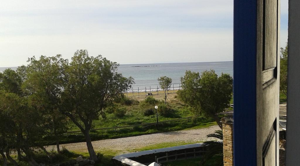 Nostos Beachfront Apartments & Studios Agios Ioannis  Ngoại thất bức ảnh