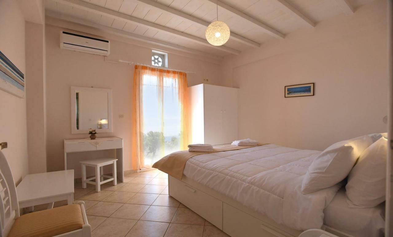 Nostos Beachfront Apartments & Studios Agios Ioannis  Ngoại thất bức ảnh