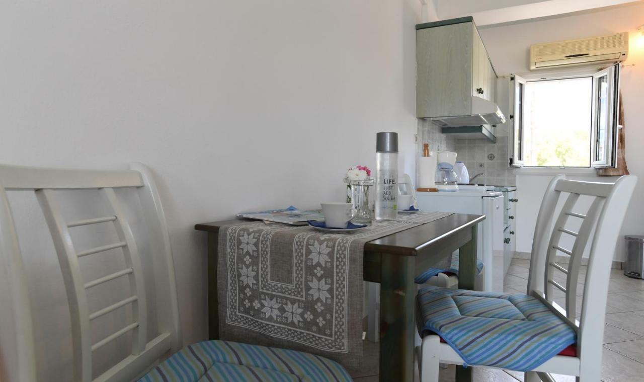 Nostos Beachfront Apartments & Studios Agios Ioannis  Ngoại thất bức ảnh