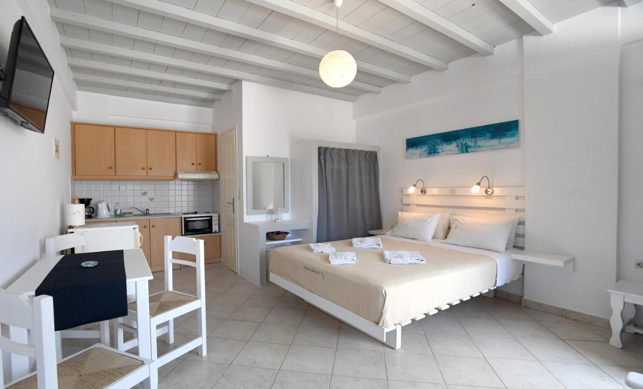 Nostos Beachfront Apartments & Studios Agios Ioannis  Ngoại thất bức ảnh