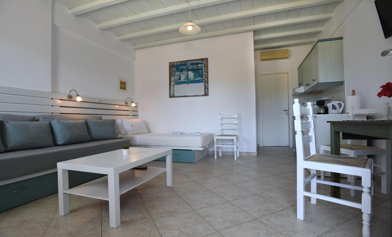 Nostos Beachfront Apartments & Studios Agios Ioannis  Ngoại thất bức ảnh